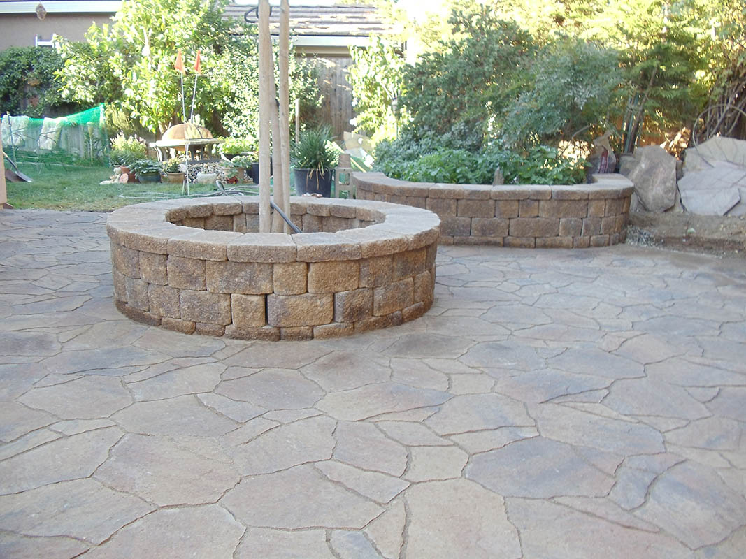 Natural Pennsylvania Bluestone flagstone patio with mortar joints installed in El Dorado Hills, CA
